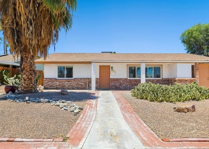 77054 California Drive - Photo 1