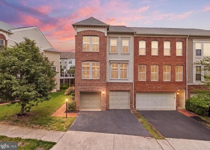 42476 Regal Wood Drive - Photo 1