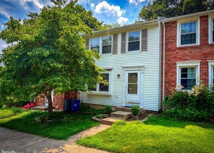 8112 Parkdale Court - Photo 1