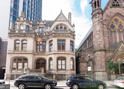 2032 Walnut Street - Photo 1