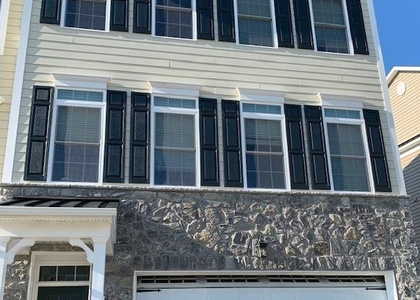 847 Stonecliffe Road - Photo 1