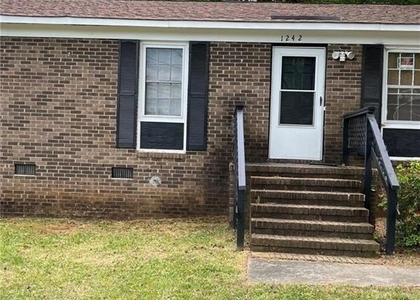 1242 Woodbriar Avenue - Photo 1