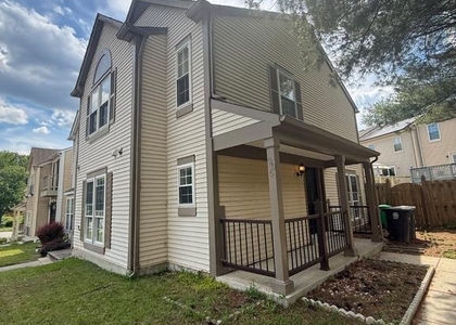 306 Hillside Terrace - Photo 1