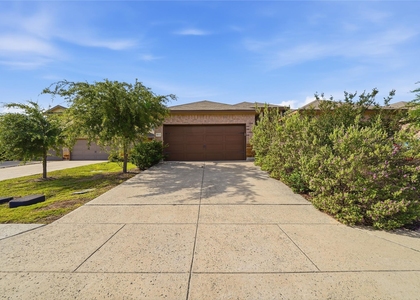 533 Jack Rabbit Ln - Photo 1