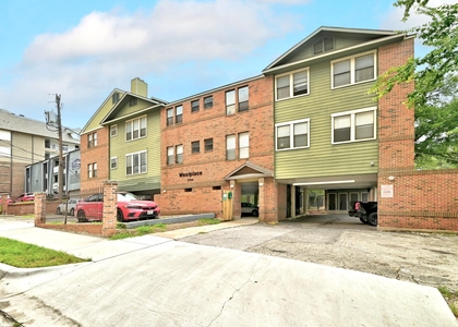 2706 Salado St - Photo 1