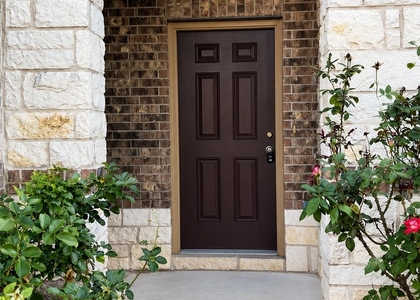 352 Martha Dr - Photo 1