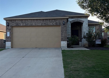 352 Martha Dr - Photo 1