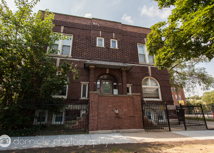 1533 W Leland Avenue - Photo 1