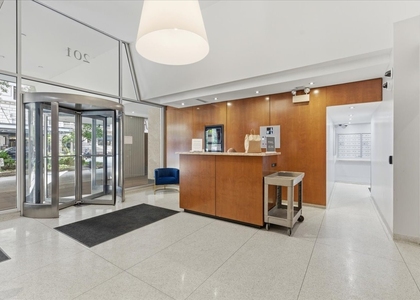 201 E Chestnut Street - Photo 1