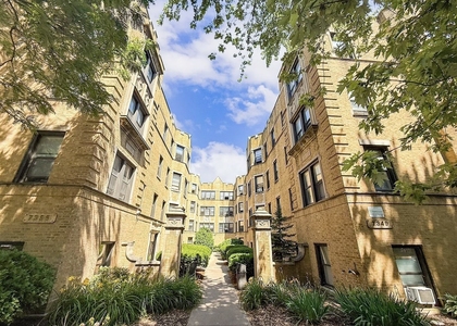 7351 N Damen Avenue - Photo 1