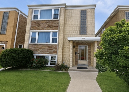 5870 N Elston Avenue - Photo 1