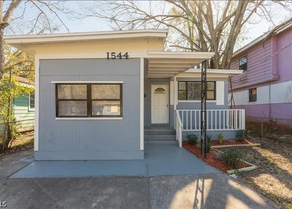 1539 Union St - Photo 1