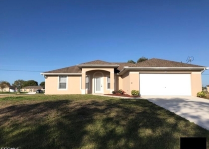 1140 Nw 1st Avenue - Photo 1