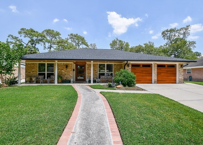 922 Chantilly Lane - Photo 1