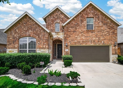 10514 Inverclyde Drive - Photo 1