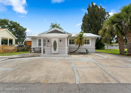 1526 Magnolia Street Ne - Photo 1