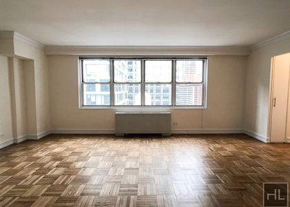 Eighth Avenue - Photo 1