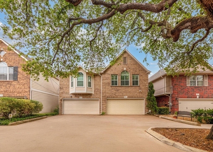 1524 Birdsall Street - Photo 1