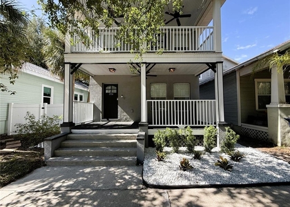 1934 W Spruce Street - Photo 1