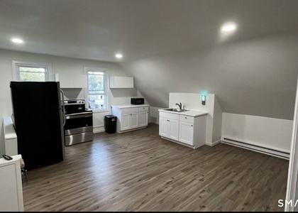 10 Rowe Street - Photo 1