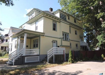 382 Winthrop Avenue - Photo 1