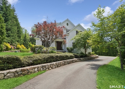 87 Kings Highway - Photo 1