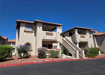 1421 Santa Margarita - Photo 1