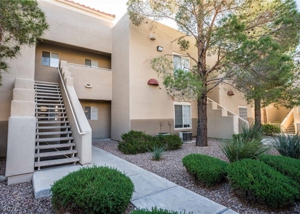 1908 Villa Palms Court - Photo 1
