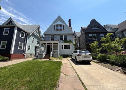 31 Norwood Avenue - Photo 1