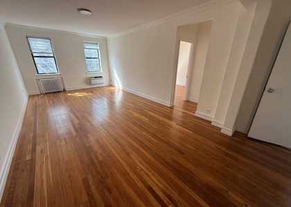 1680 York Avenue - Photo 1