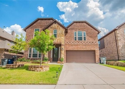 2440 Kingsgate Drive - Photo 1