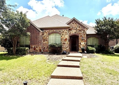 509 S Hampton Court - Photo 1