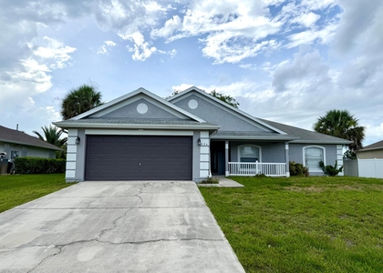 324 Seaside Terrace - Photo 1