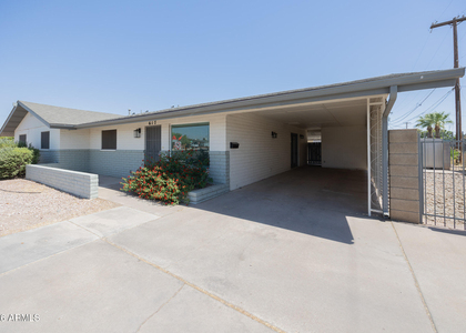 617 E Brown Road - Photo 1