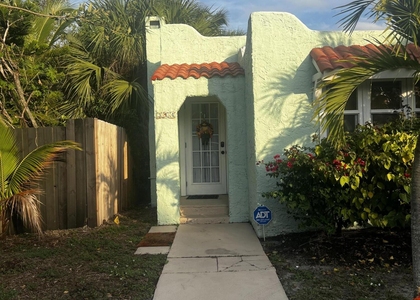 314 S L Street - Photo 1