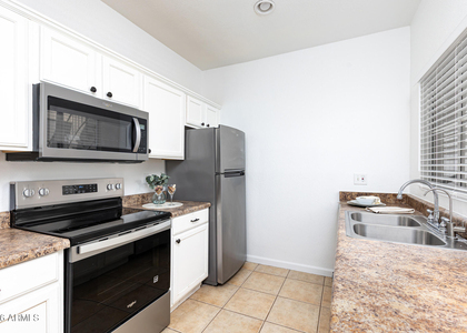 11333 N 92nd Street - Photo 1
