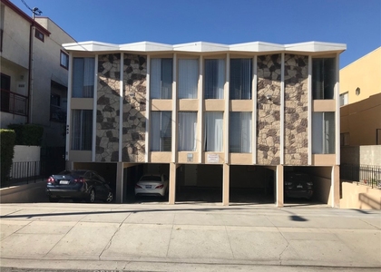 943 N Louise Street - Photo 1