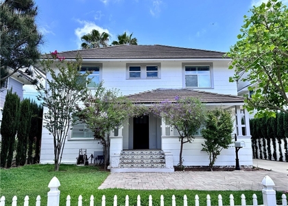 2716 S La Salle - Photo 1