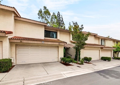 1034 Creekside Drive - Photo 1