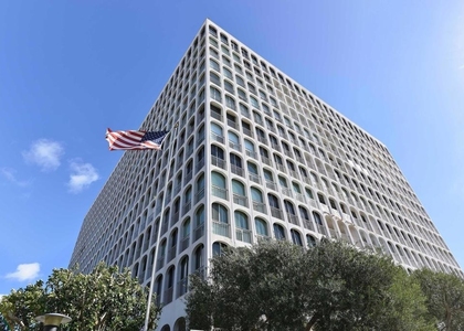 1001 Genter Street - Photo 1
