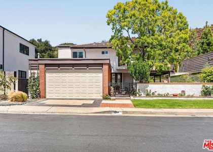 1288 Calle De Sevilla - Photo 1
