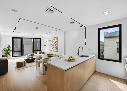 61 N Henry St - Photo 1