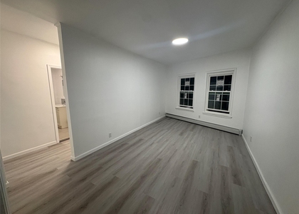 130 Wickham Avenue - Photo 1