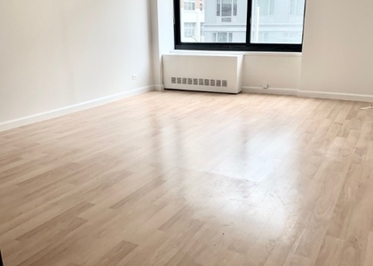 270 W 17th Street - Photo 1