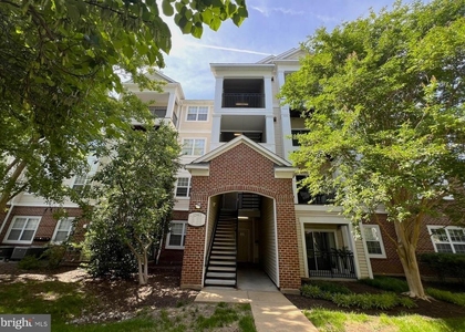 12953 Centre Park Circle - Photo 1