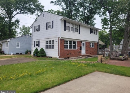 120 Schubert Avenue - Photo 1