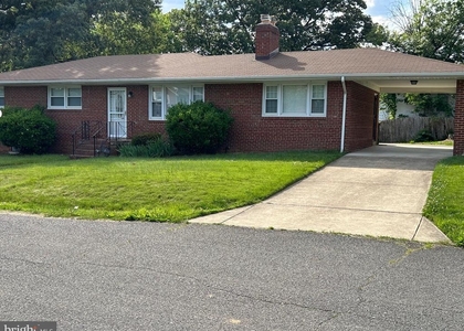 4901 Braymer Avenue - Photo 1