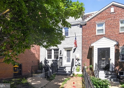 847 20th Street Ne - Photo 1