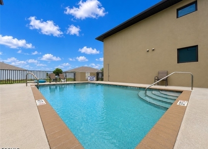 4109 Sw 8th Place - Photo 1