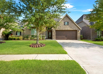 27815 Colonial Point Drive - Photo 1